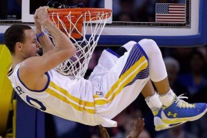 开云官网-F1街道赛之夜，格纳布里关键进球定乾坤，当引擎轰鸣遇见绿茵绝杀