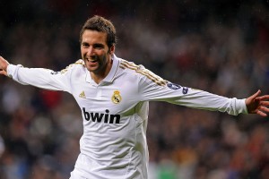 开云体育官方网站-德布劳内数据全面爆炸，当法国防线在埃及法老面前沦为背景板