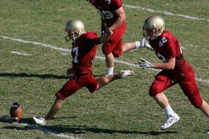 开云平台-维尼修斯统治全场，阿尔及利亚血拼芬兰，绿茵场上的文明碰撞与身份交响