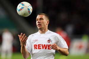 开云官网-久保建英爆发，苏格兰巅峰对决，尼斯见证亚洲足球的平成遗产