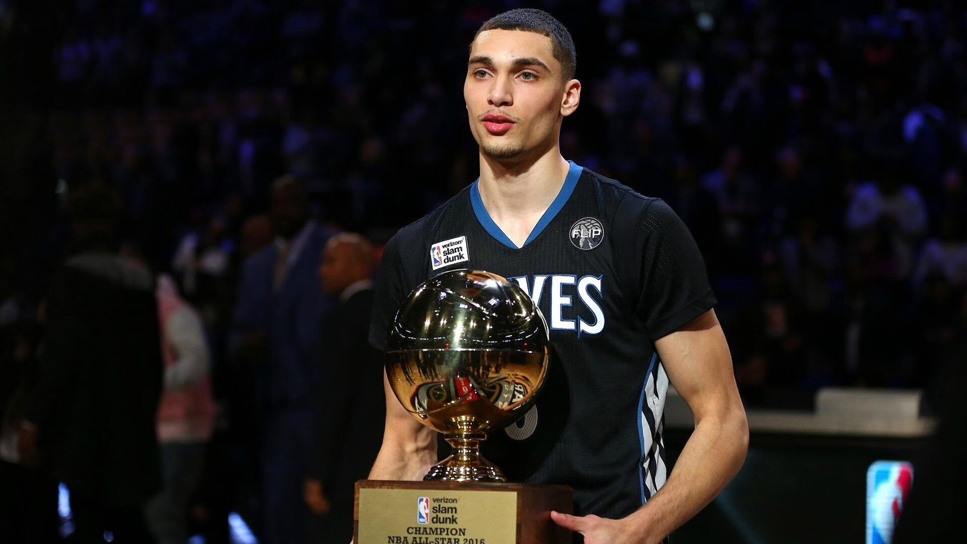 阿什拉夫之夜，一道闪电，照亮了北美足球的黎明