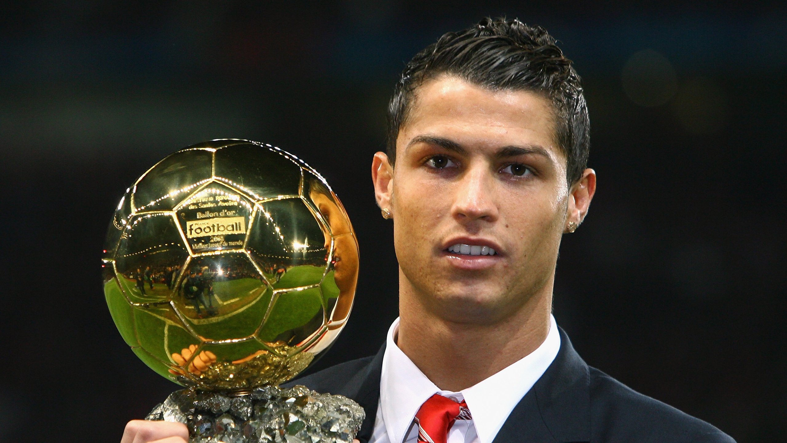 欧冠半决赛之夜，切特进攻端无人可挡，他如何撕裂了欧洲最坚固的防线？